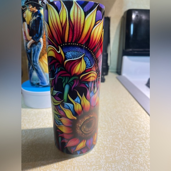 Tumbler - Picture 1 of 3